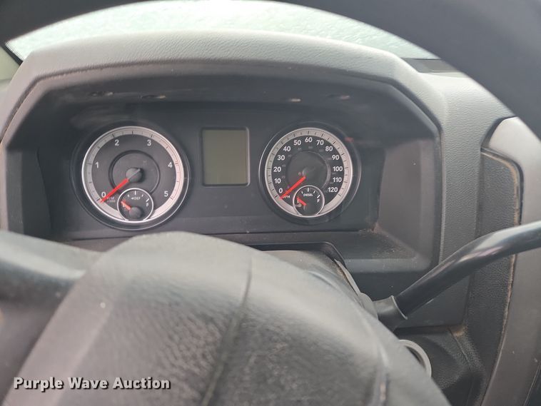 image for item ER5049 2013 Dodge Ram 5500 flatbed truck