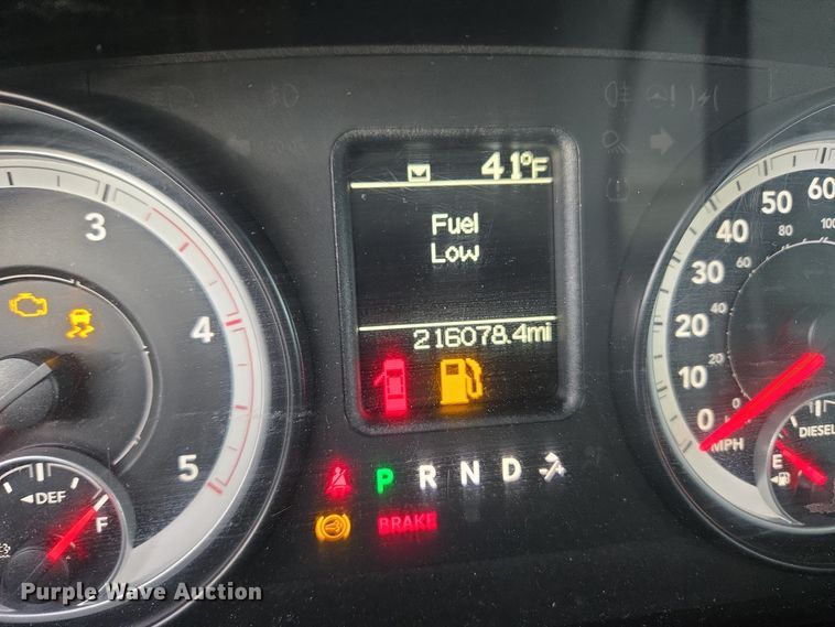 image for item ER5049 2013 Dodge Ram 5500 flatbed truck