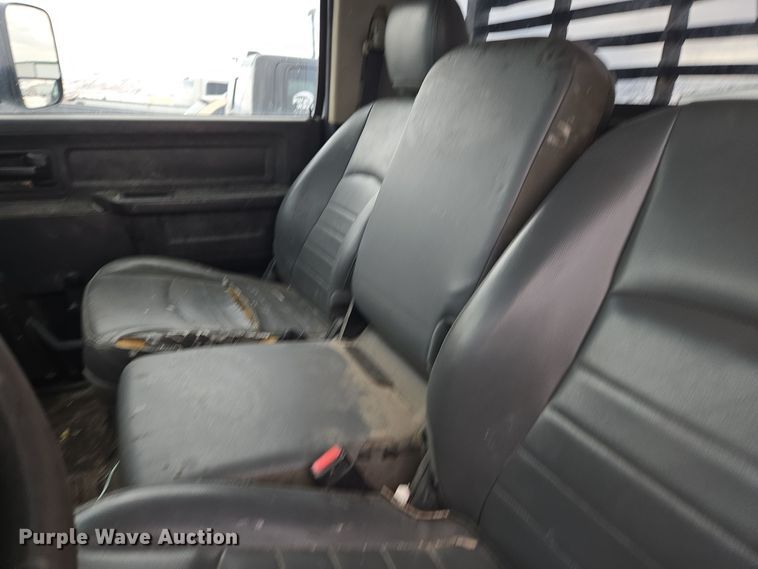 image for item ER5049 2013 Dodge Ram 5500 flatbed truck