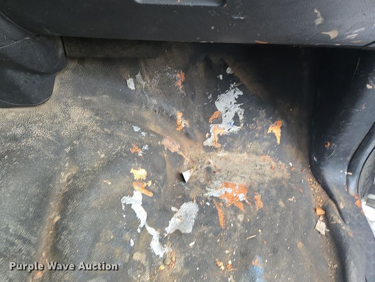 image for item ER5049 2013 Dodge Ram 5500 flatbed truck