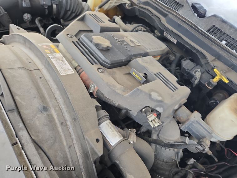 image for item ER5049 2013 Dodge Ram 5500 flatbed truck