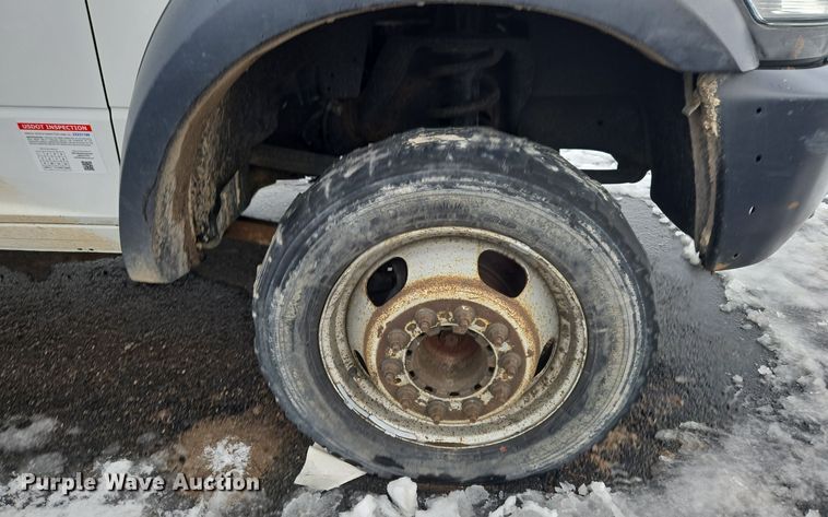 image for item ER5049 2013 Dodge Ram 5500 flatbed truck