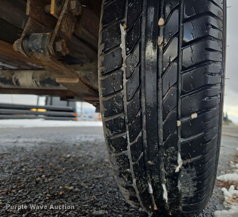 image for item ER5052 2013 Big Bubbas utility trailer