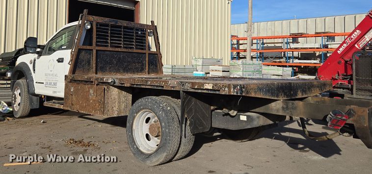 image for item ER5054 2017 Ford F450 Super Duty XL flatbed truck