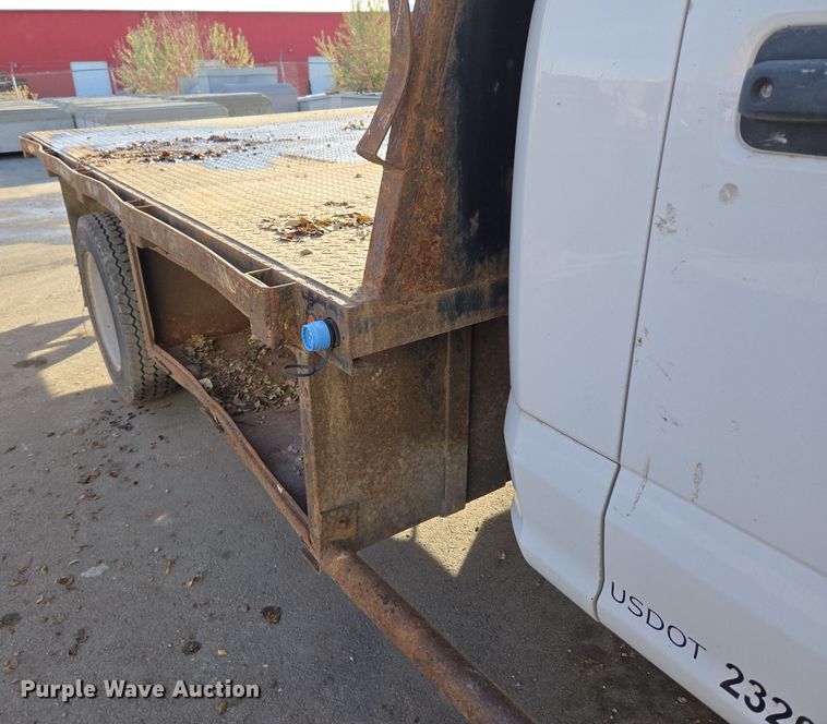 image for item ER5054 2017 Ford F450 Super Duty XL flatbed truck
