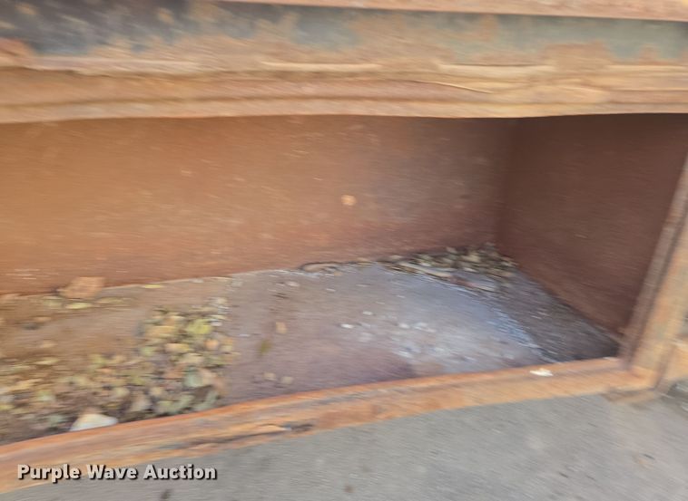 image for item ER5054 2017 Ford F450 Super Duty XL flatbed truck