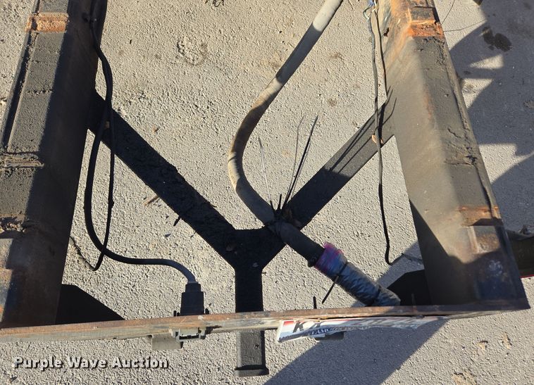 image for item ER5054 2017 Ford F450 Super Duty XL flatbed truck