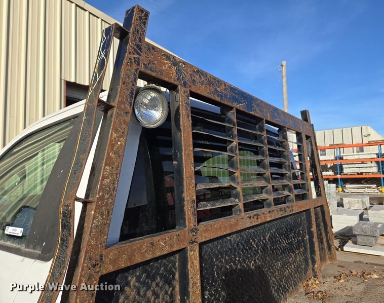 image for item ER5054 2017 Ford F450 Super Duty XL flatbed truck