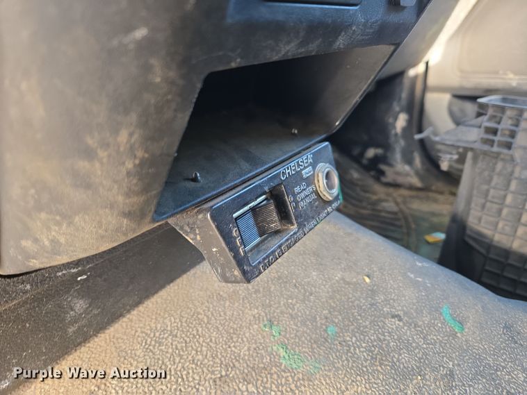 image for item ER5054 2017 Ford F450 Super Duty XL flatbed truck