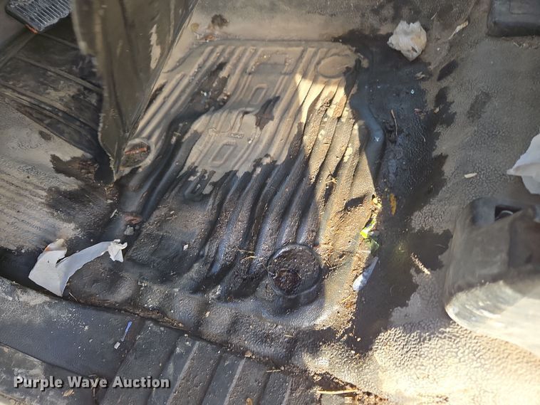 image for item ER5054 2017 Ford F450 Super Duty XL flatbed truck