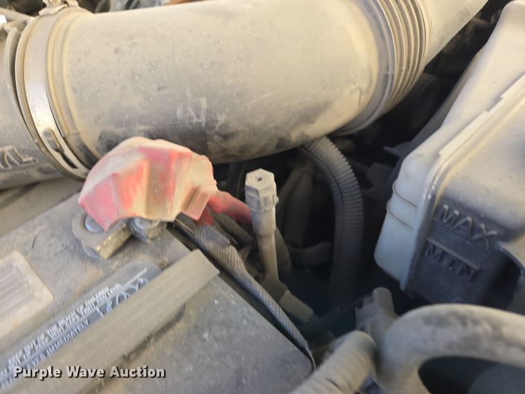 image for item ER5054 2017 Ford F450 Super Duty XL flatbed truck