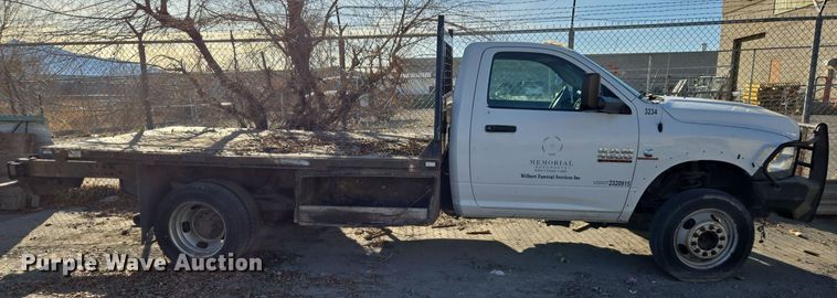 image for item ER5055 2014 Dodge Ram 4500HD flatbed truck