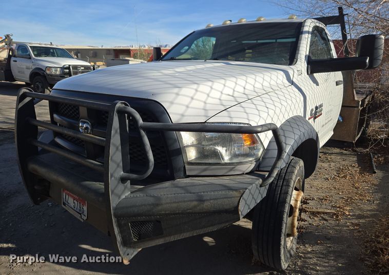 image for item ER5055 2014 Dodge Ram 4500HD flatbed truck