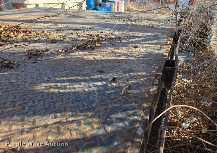 image for item ER5055 2014 Dodge Ram 4500HD flatbed truck