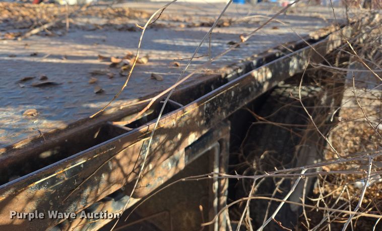 image for item ER5055 2014 Dodge Ram 4500HD flatbed truck