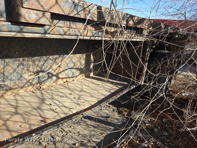 image for item ER5055 2014 Dodge Ram 4500HD flatbed truck