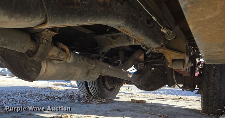 image for item ER5055 2014 Dodge Ram 4500HD flatbed truck