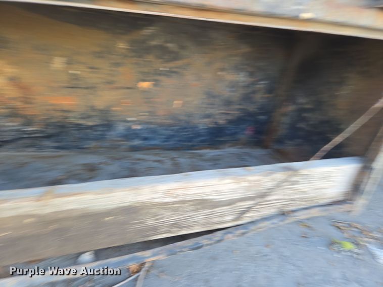 image for item ER5055 2014 Dodge Ram 4500HD flatbed truck