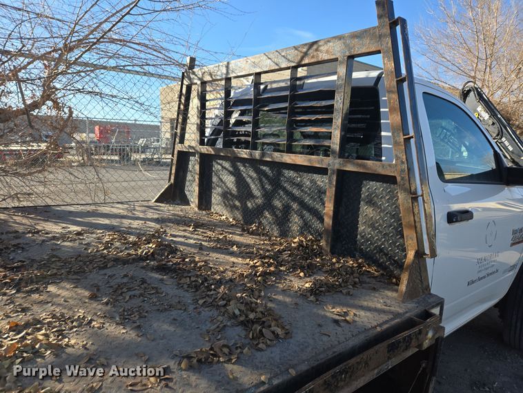 image for item ER5055 2014 Dodge Ram 4500HD flatbed truck