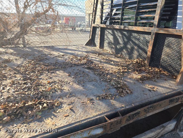 image for item ER5055 2014 Dodge Ram 4500HD flatbed truck