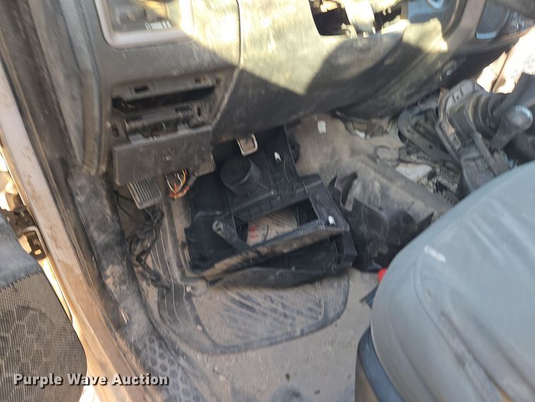 image for item ER5055 2014 Dodge Ram 4500HD flatbed truck