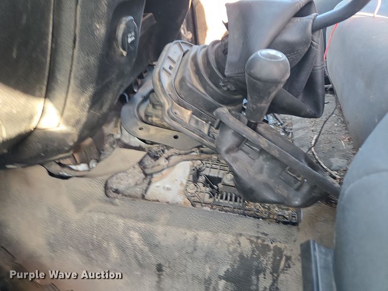 image for item ER5055 2014 Dodge Ram 4500HD flatbed truck