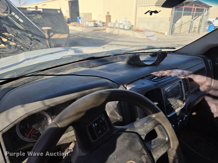 image for item ER5055 2014 Dodge Ram 4500HD flatbed truck