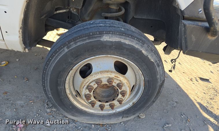 image for item ER5055 2014 Dodge Ram 4500HD flatbed truck