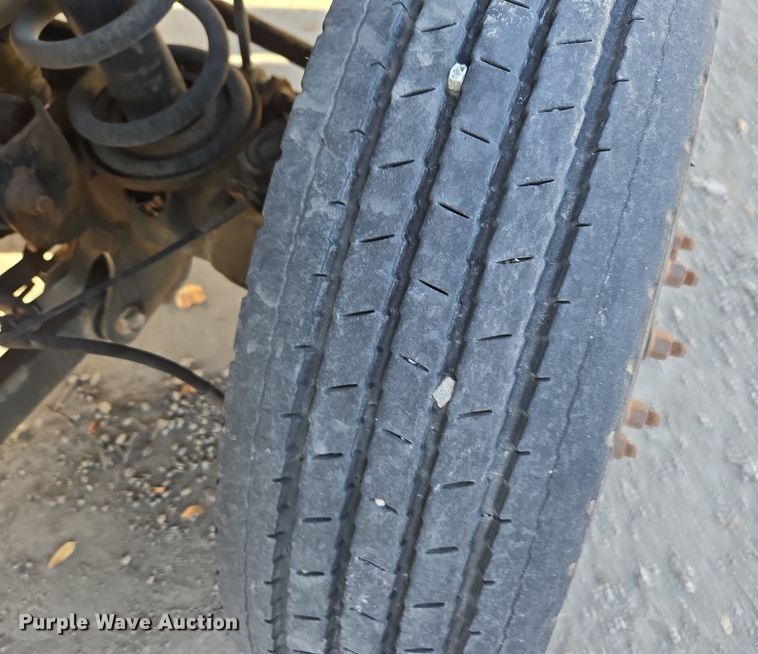 image for item ER5055 2014 Dodge Ram 4500HD flatbed truck