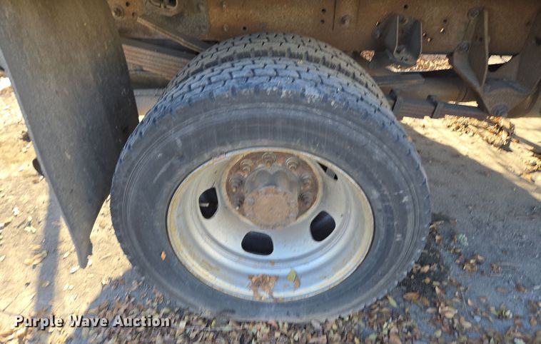 image for item ER5055 2014 Dodge Ram 4500HD flatbed truck