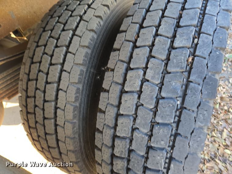 image for item ER5055 2014 Dodge Ram 4500HD flatbed truck