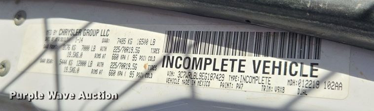 image for item ER5055 2014 Dodge Ram 4500HD flatbed truck