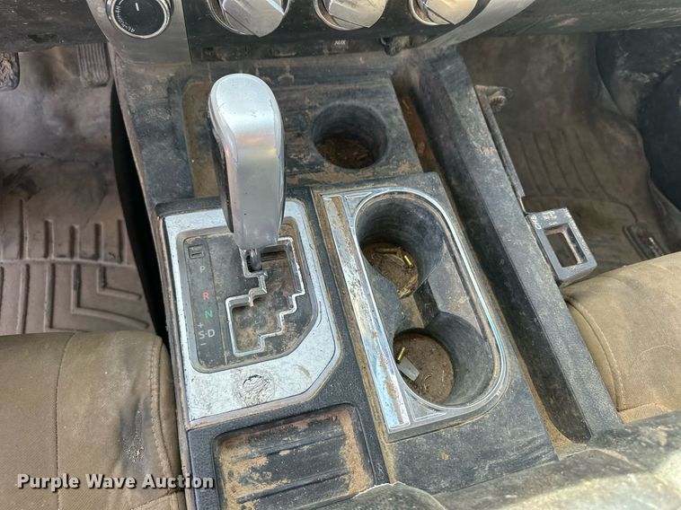 image for item ER8551 2016 Toyota Tundra Double Cab pickup truck