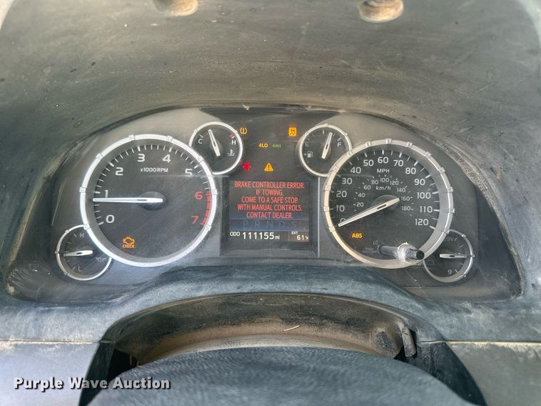 image for item ER8551 2016 Toyota Tundra Double Cab pickup truck