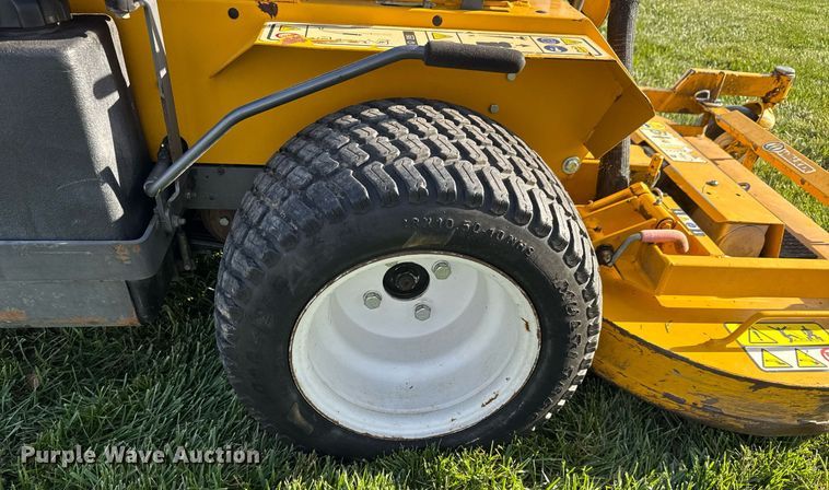 image for item LH9385 2016 Walker MT25I-11 ZTR lawn mower
