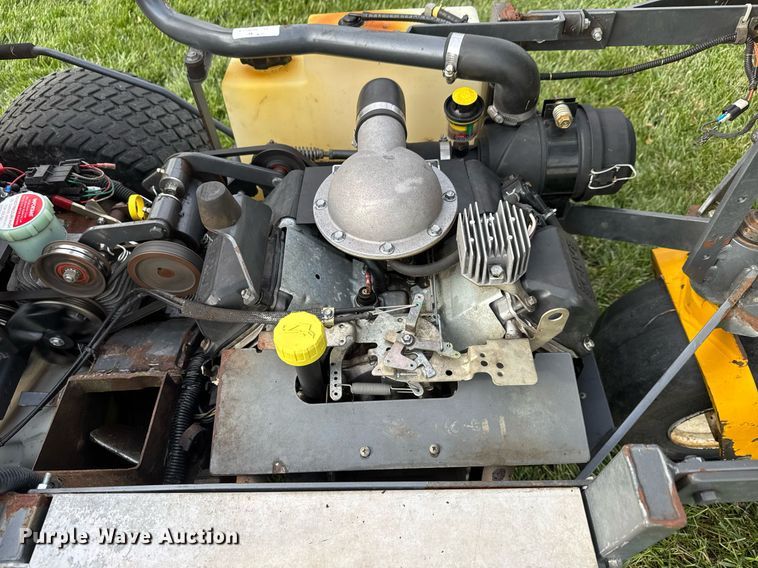image for item LH9386 2014 Walker MT23-11 ZTR lawn mower