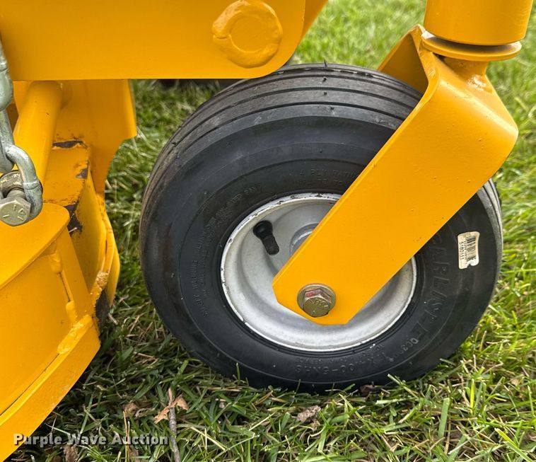 image for item LH9387 2004 Hustler FasTrak ZTR lawn mower