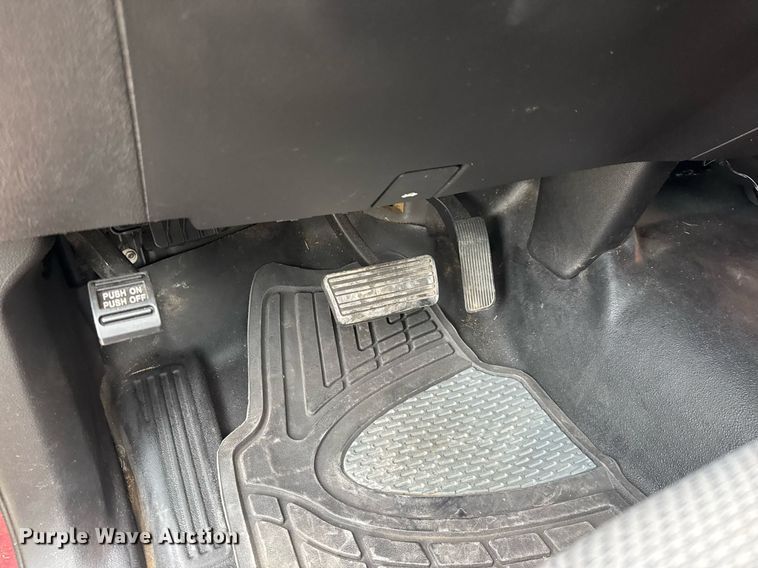 image for item LH9389 2014 Chevrolet Silverado 1500 pickup truck