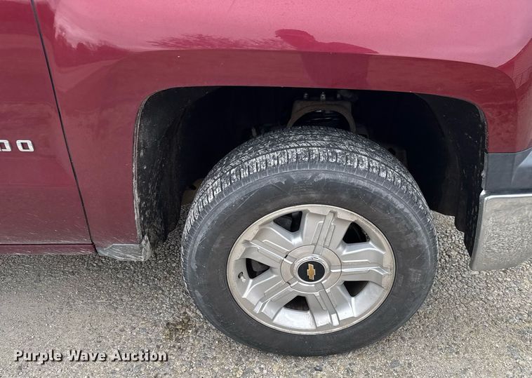 image for item LH9389 2014 Chevrolet Silverado 1500 pickup truck