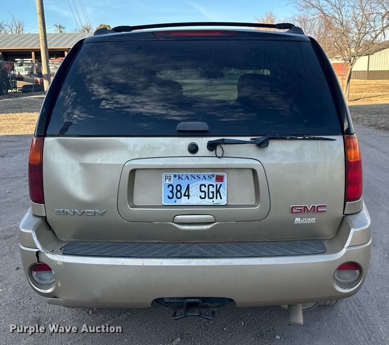 image for item LH9398 2006 GMC Envoy SUV