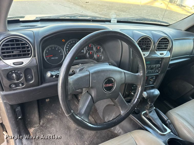 image for item LH9398 2006 GMC Envoy SUV