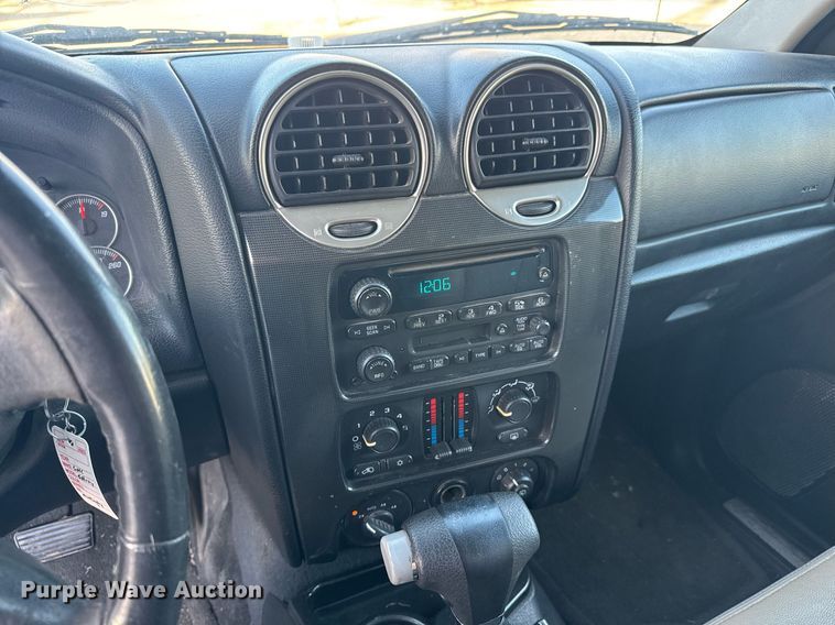 image for item LH9398 2006 GMC Envoy SUV