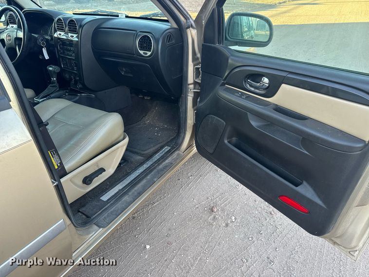 image for item LH9398 2006 GMC Envoy SUV