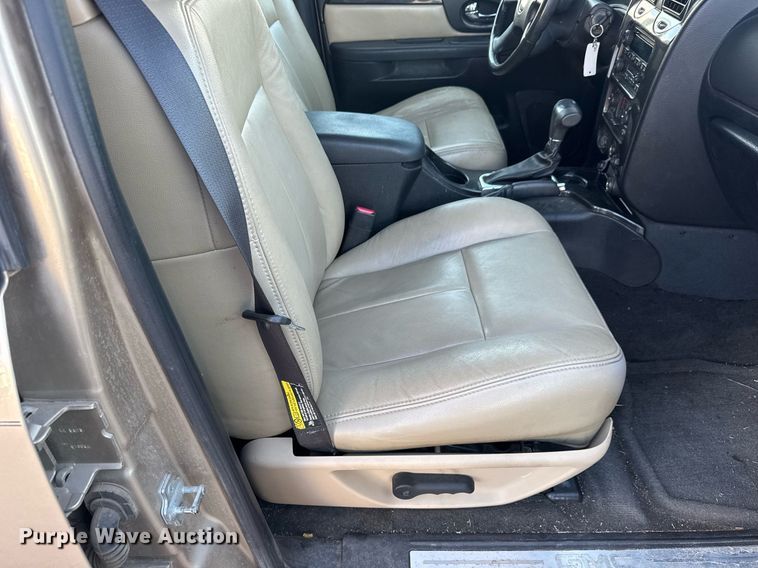 image for item LH9398 2006 GMC Envoy SUV