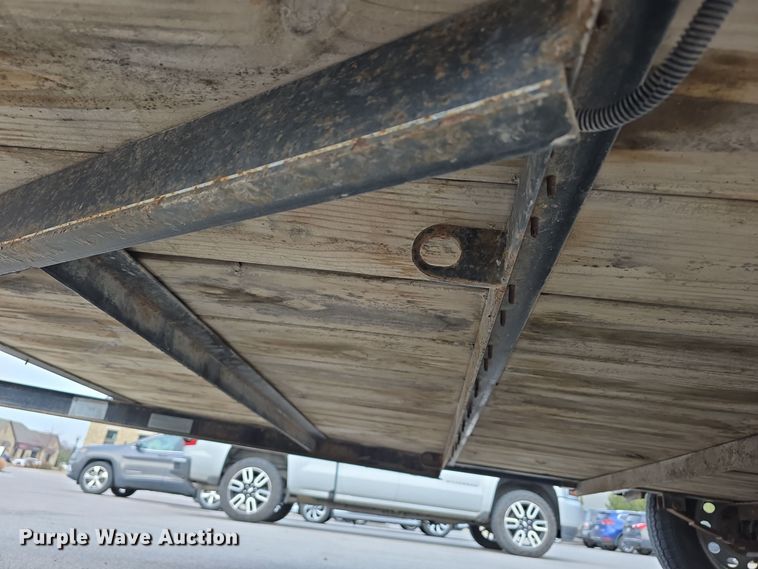 image for item LX9023 2014 Red Oak Finish Line utility trailer