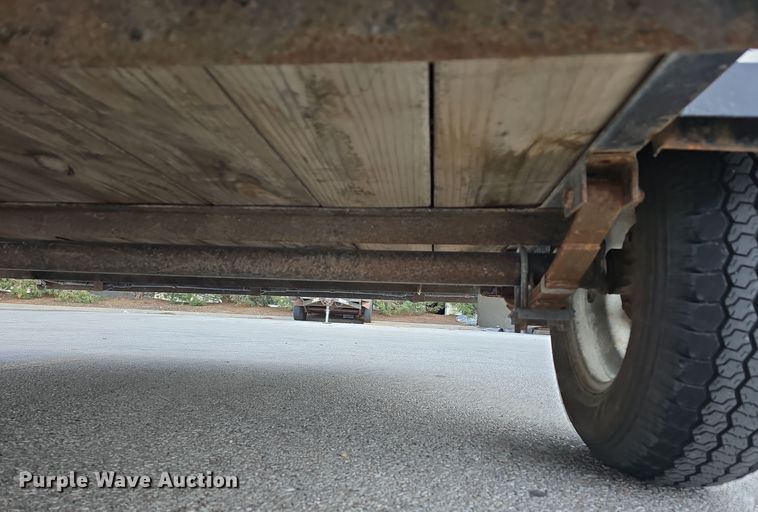 image for item LX9023 2014 Red Oak Finish Line utility trailer