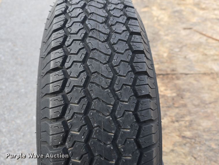 image for item LX9023 2014 Red Oak Finish Line utility trailer