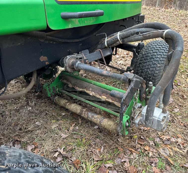 image for item OG9786 2000 John Deere  3235B reel mower