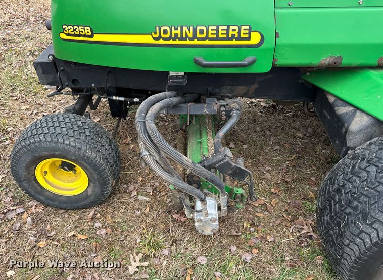 image for item OG9786 2000 John Deere  3235B reel mower