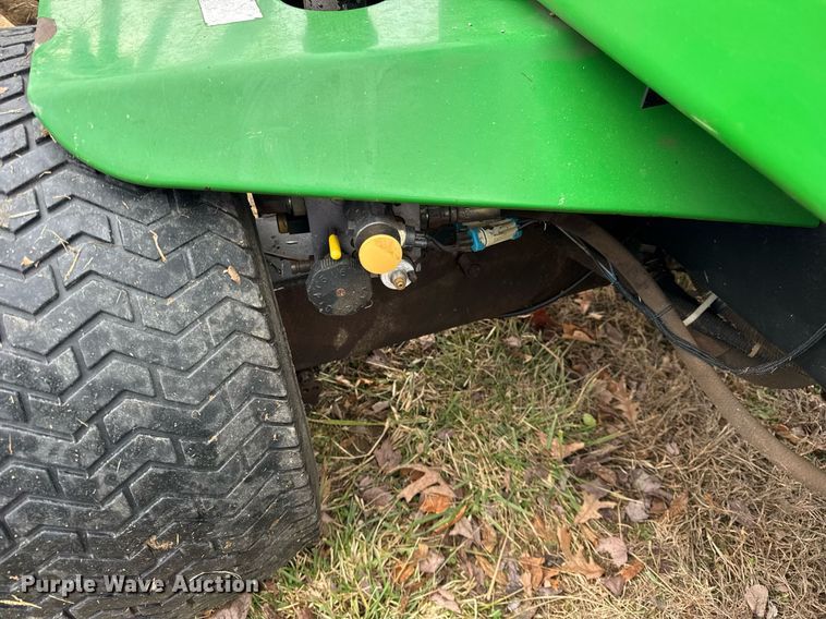 image for item OG9786 2000 John Deere  3235B reel mower